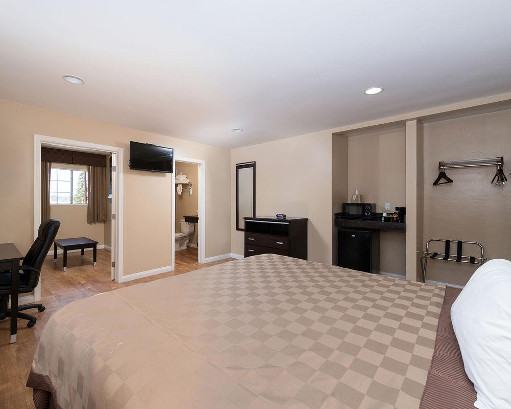 Rodeway Inn & Suites Chula Vista San Diego South Extérieur photo