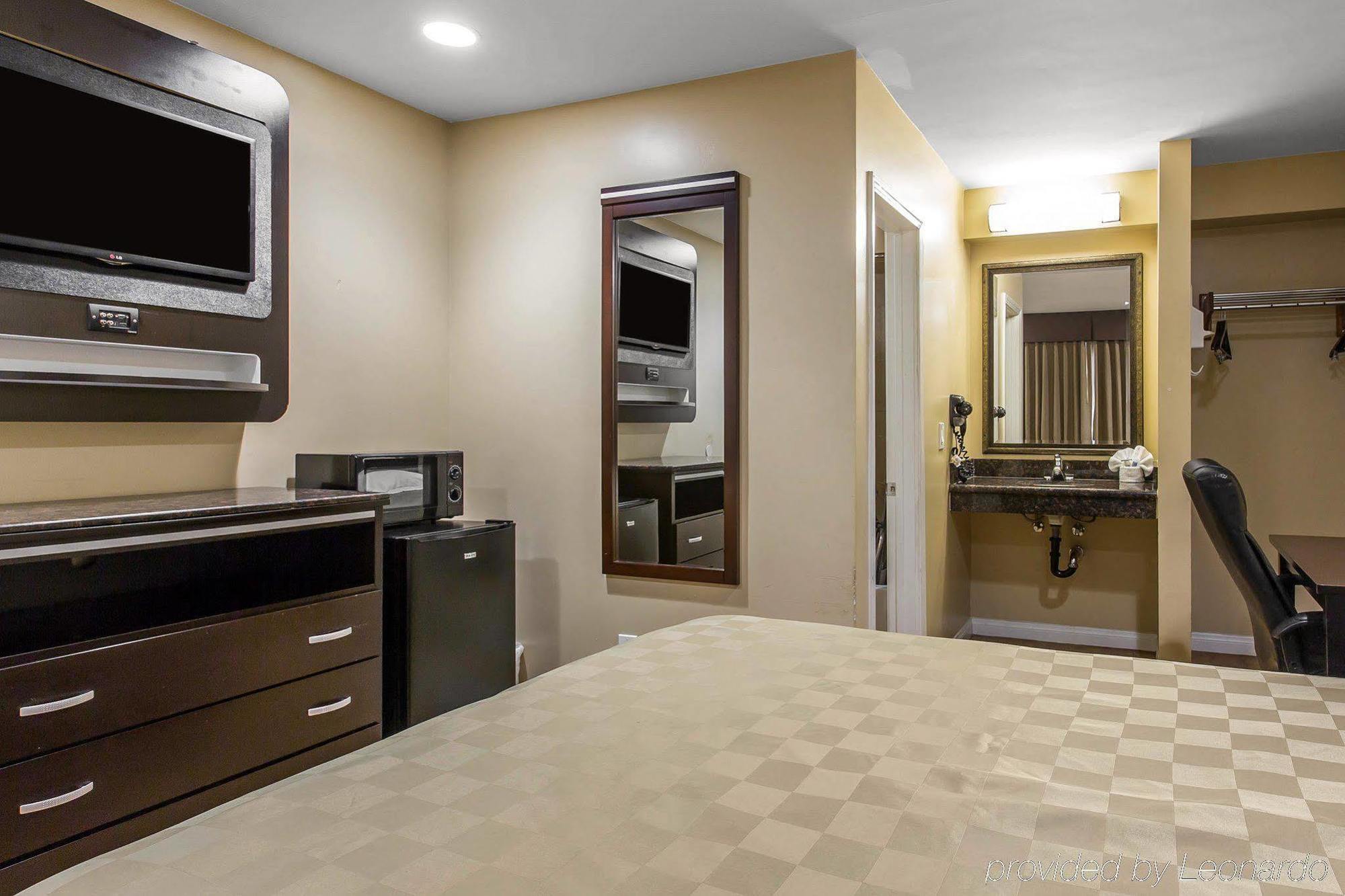 Rodeway Inn & Suites Chula Vista San Diego South Extérieur photo