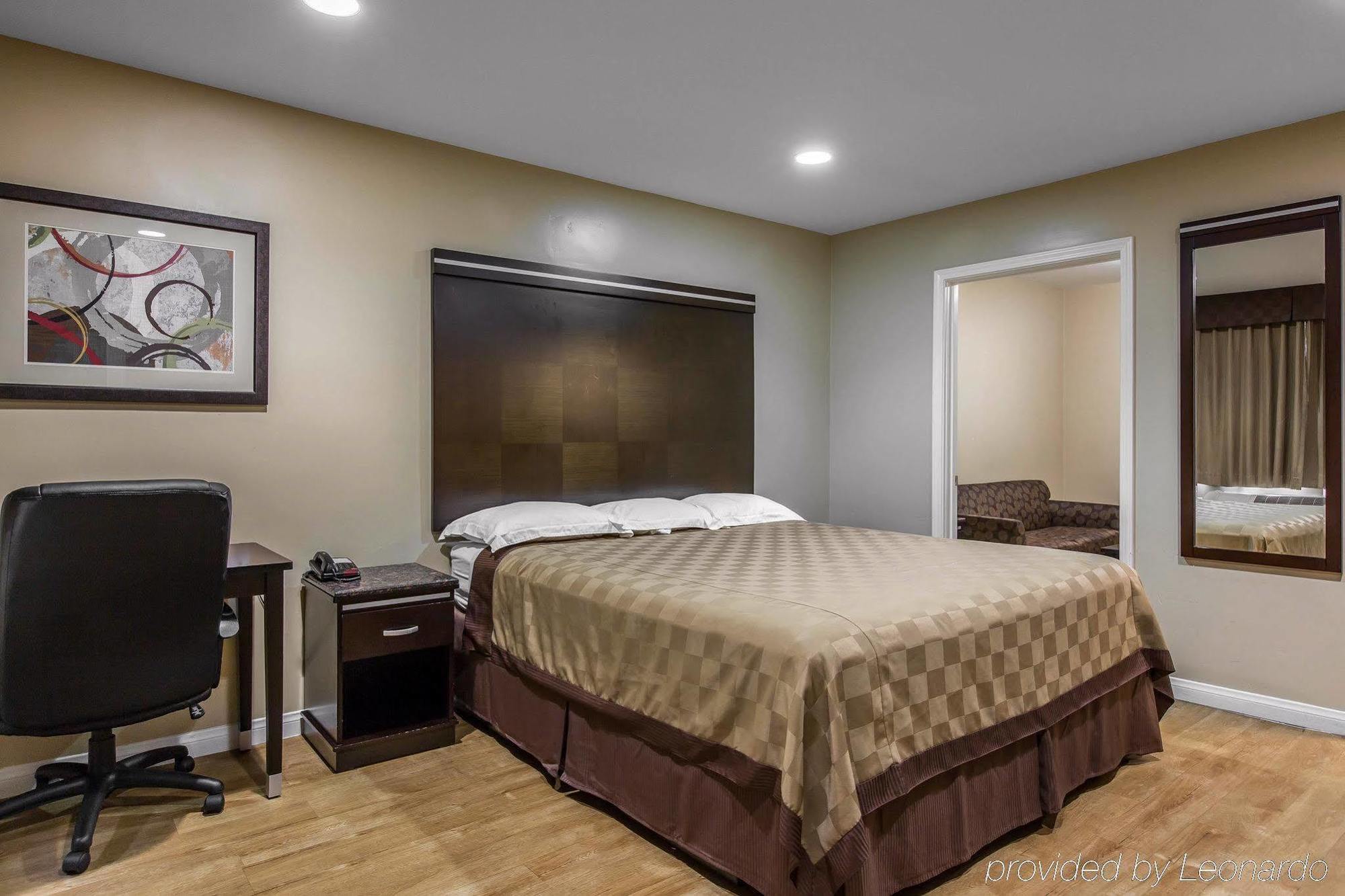 Rodeway Inn & Suites Chula Vista San Diego South Extérieur photo
